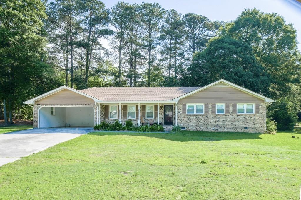 2628 Hickory Tr., Snellville, GA 30078