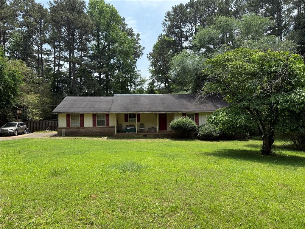 108 Fair Oaks Dr., Conyers, GA 30094