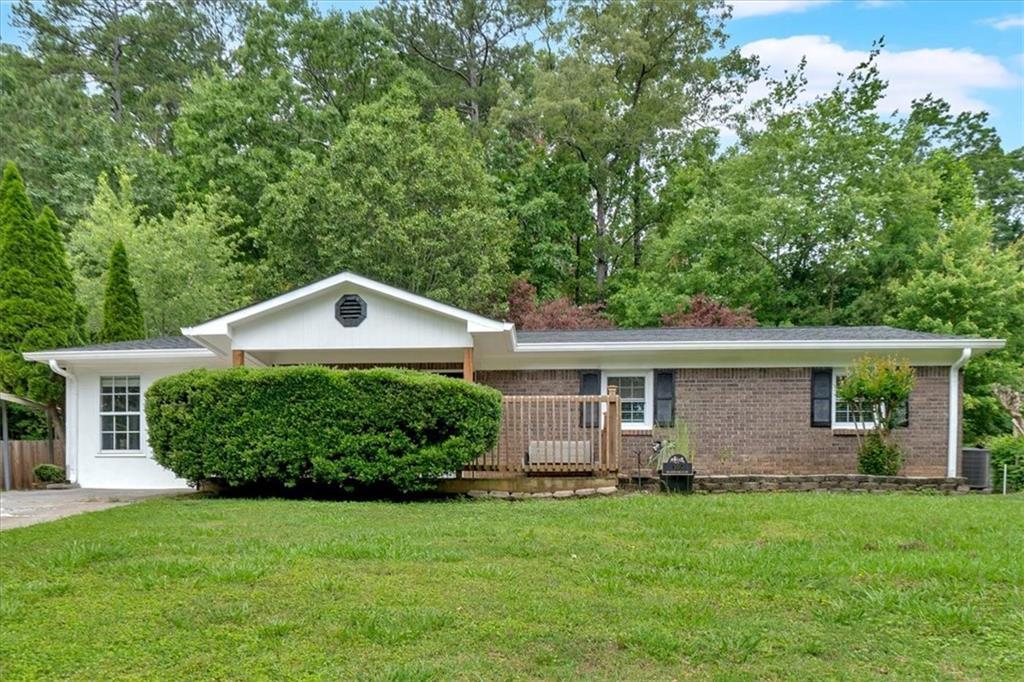 305 Beamer Cir., Calhoun, GA 30701