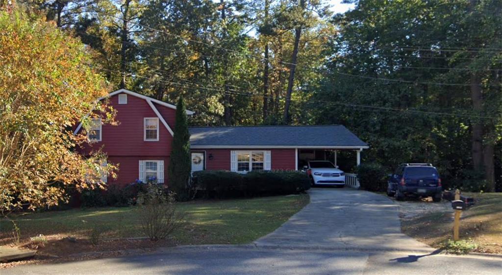 1102 Waverly Dr., Lawrenceville, GA 30046