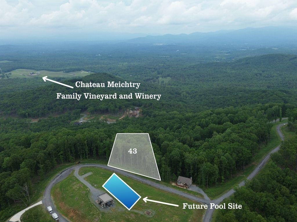 43 High Summit Dr., Talking Rock, GA 30175