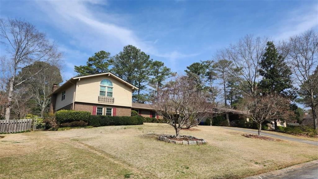 2886 Thornbriar Rd., Atlanta, GA 30340