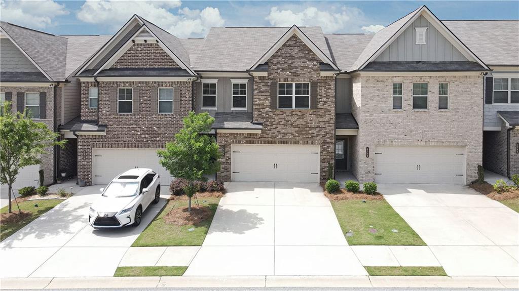 2924 Weyhill Tr., Buford, GA 30519