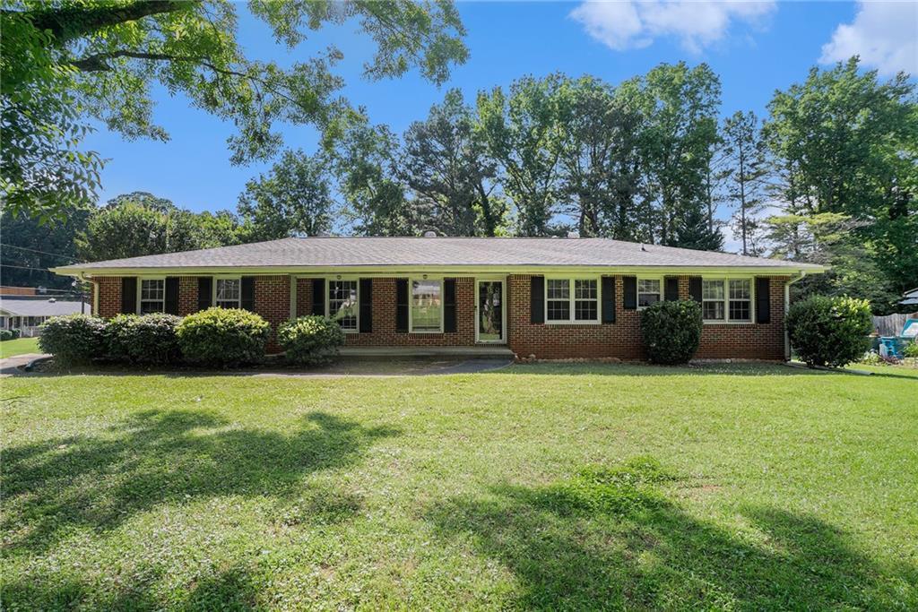 1663 Pounds Rd., Stone Mountain, GA 30087
