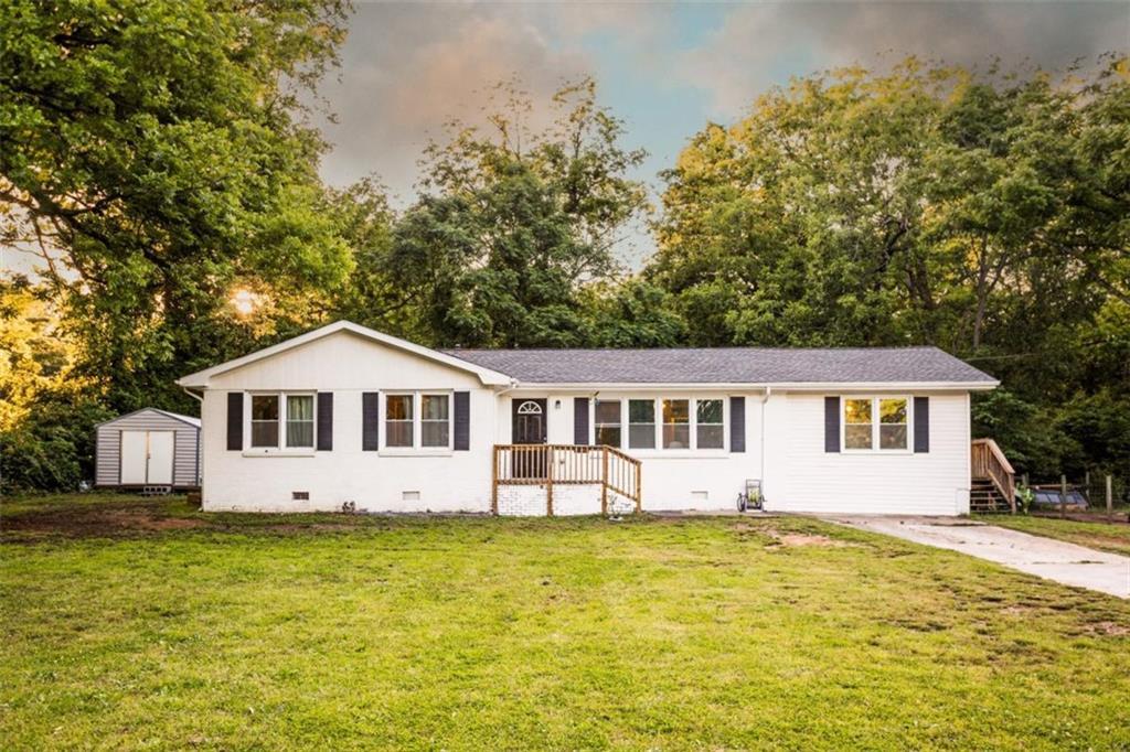 361 N Dogwood Ave., Social Circle, GA 30025