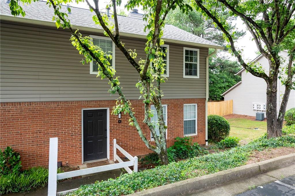7750 Roswell Rd. #3D, Atlanta, GA 30350