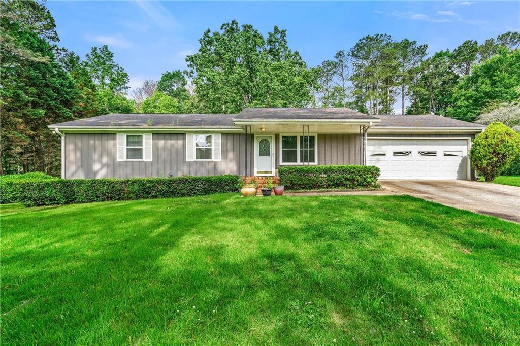 57 Fair Oaks Dr., Conyers, GA 30094