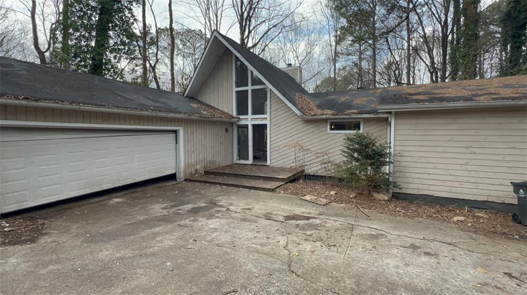 95 Lake Top Ct., Roswell, GA 30076