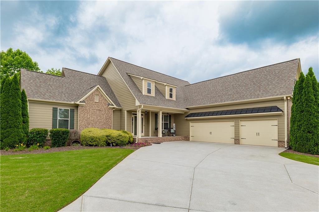200 Glenview Ct., Woodstock, GA 30188