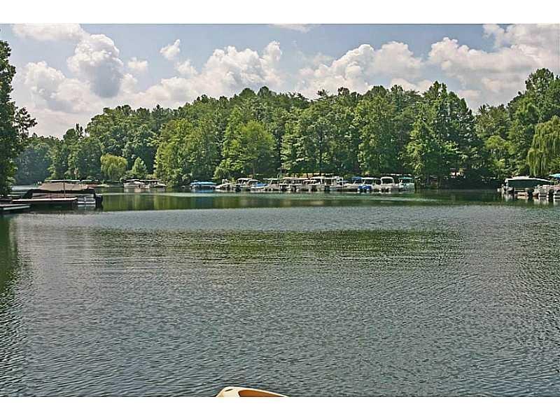 295 Lakewood Dr., Waleska, GA 30183