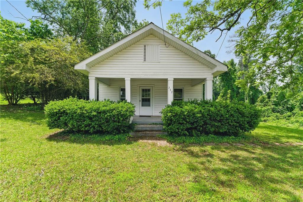 232 Polk Ave., Dallas, GA 30132