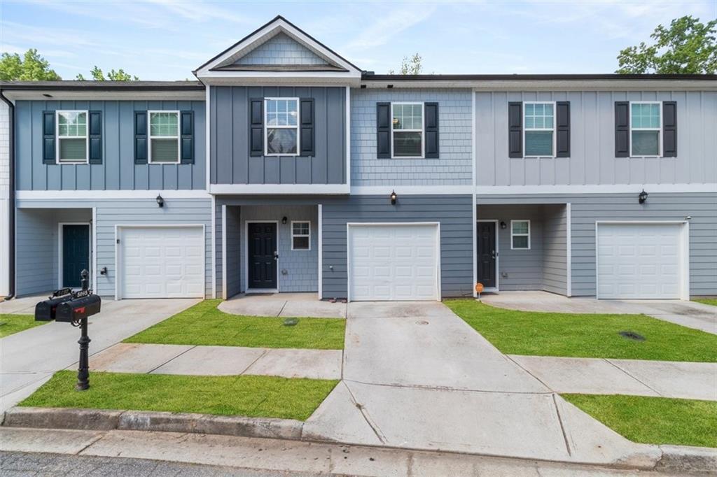 5095 Lower Elm St, Atlanta, GA 30349