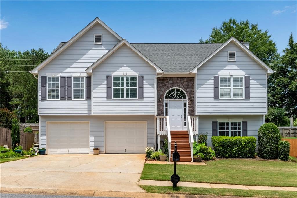 607 Lexington Way, Woodstock, GA 30189