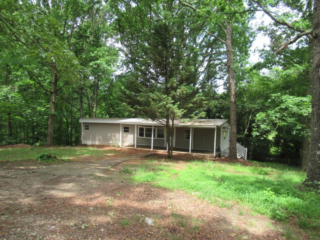 1779 New Bridge Rd., Cleveland, GA 30528