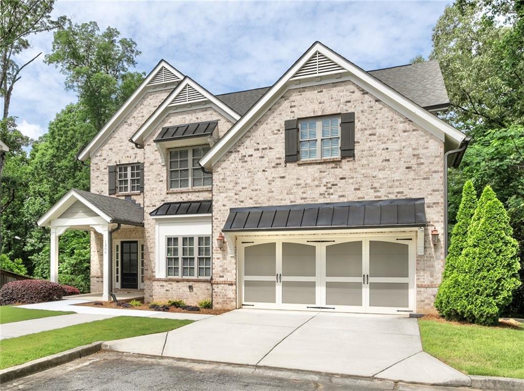 1300 Winfair Ln., Brookhaven, GA 30329