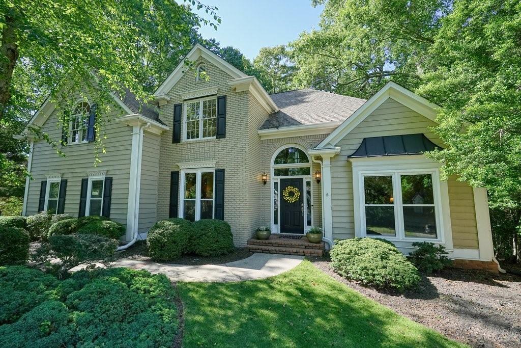 1328 Amberwood Dr., Woodstock, GA 30189
