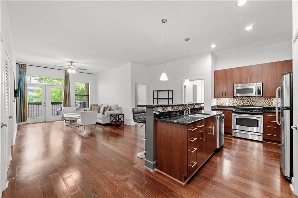 425 Chapel St. #2108, Atlanta, GA 30313