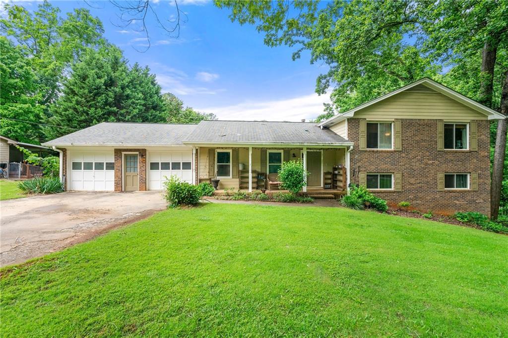 486 Buttercup Tr., Lawrenceville, GA 30046