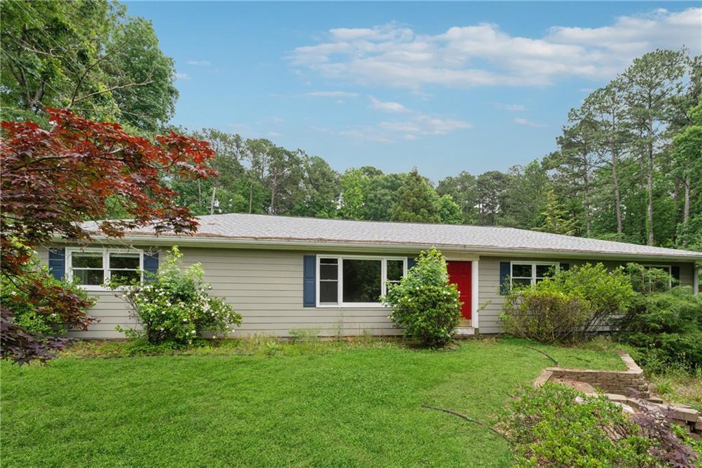 1926 Parkwood Rd., Snellville, GA 30078