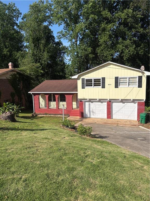 801 Needle Rock Dr., Stone Mountain, GA 30083
