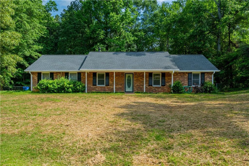 299 Fieldview Dr., Auburn, GA 30011