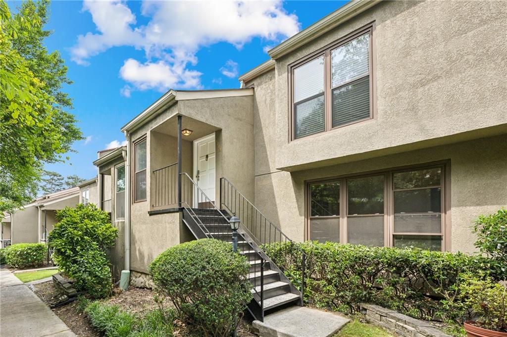 1719 Woodcliff Ct., Atlanta, GA 30329