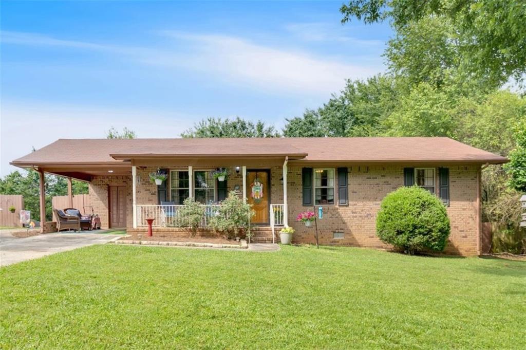 1277 Abrams Rd., Silver Creek, GA 30173