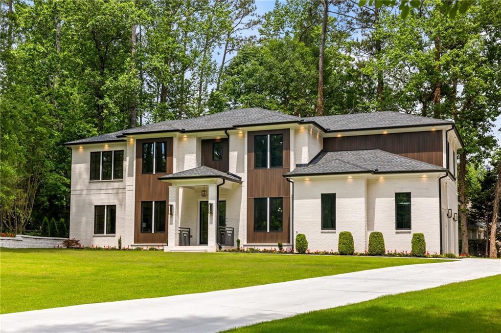 942 Fairfield Dr., Marietta, GA 30068
