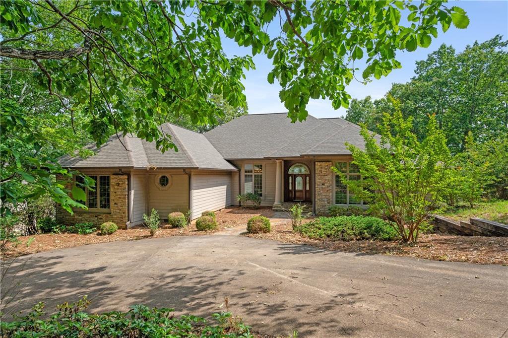 267 Starcross Ln., Jasper, GA 30143
