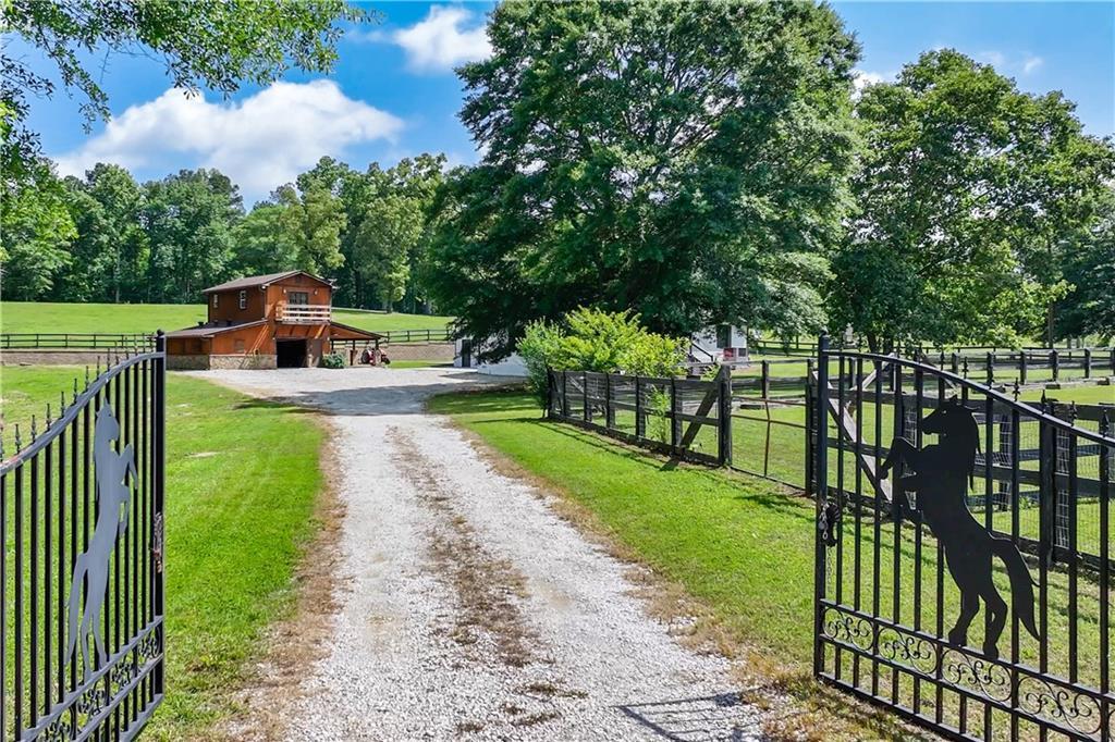 1780 Penn Camp Rd., Douglasville, GA 30134