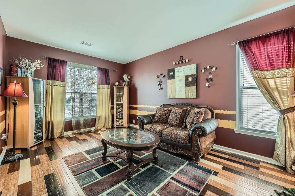 2331 Flowerdale Ct., Douglasville, GA 30135