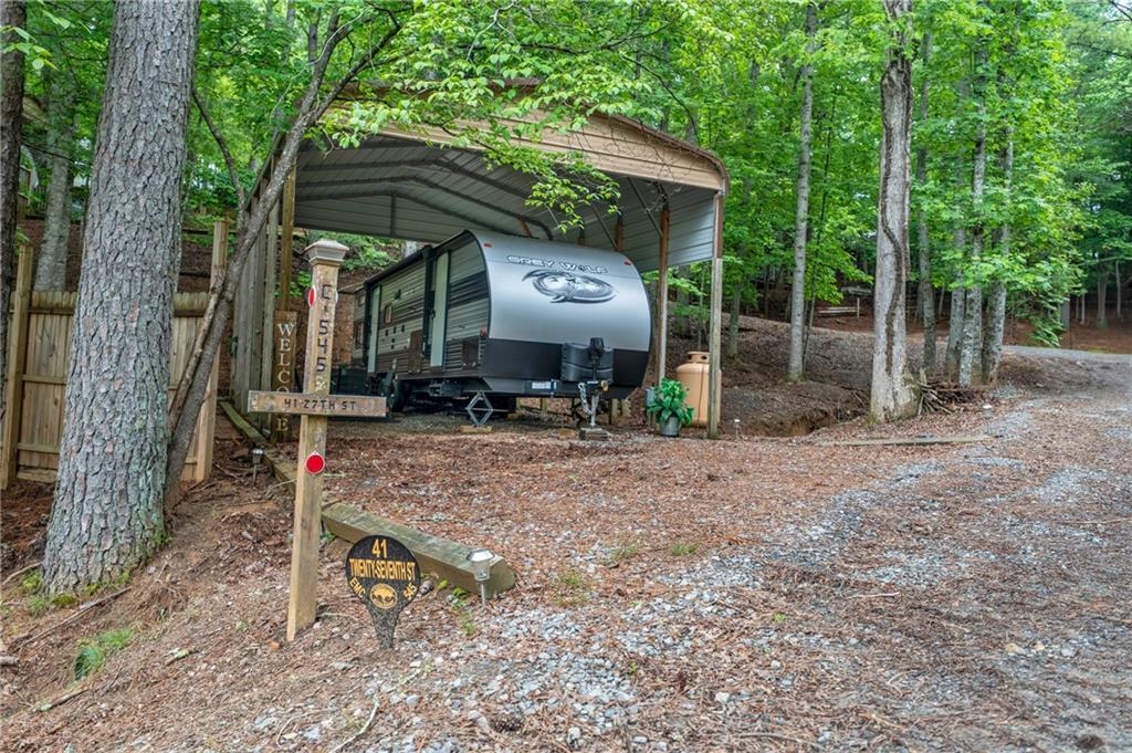 41 27th St., Ellijay, GA 30540