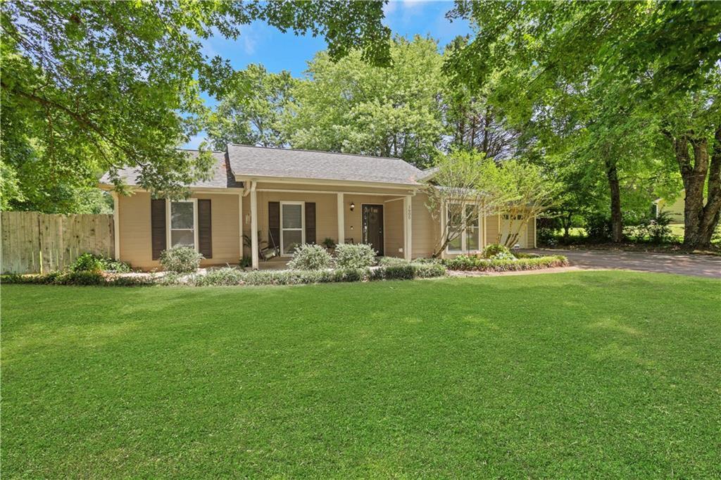1605 Saddlecreek Rd., Auburn, GA 30011