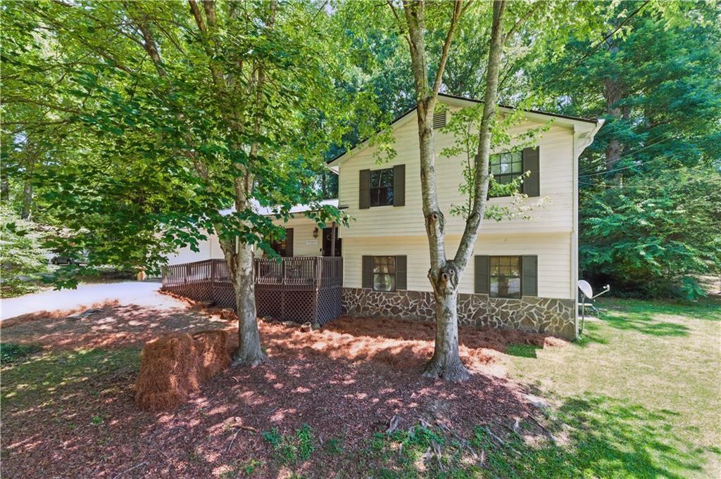 2031 Dennis Pl., Buford, GA 30519