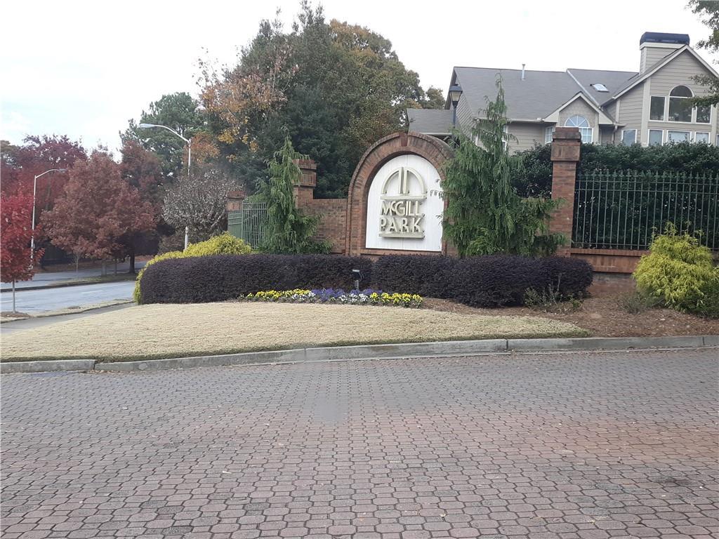 1015 Mcgill Park Ave., Atlanta, GA 30312