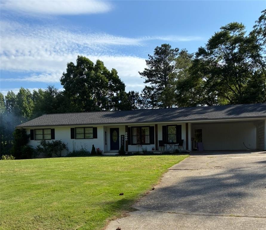 4416 Tara Dr., Oakwood, GA 30566
