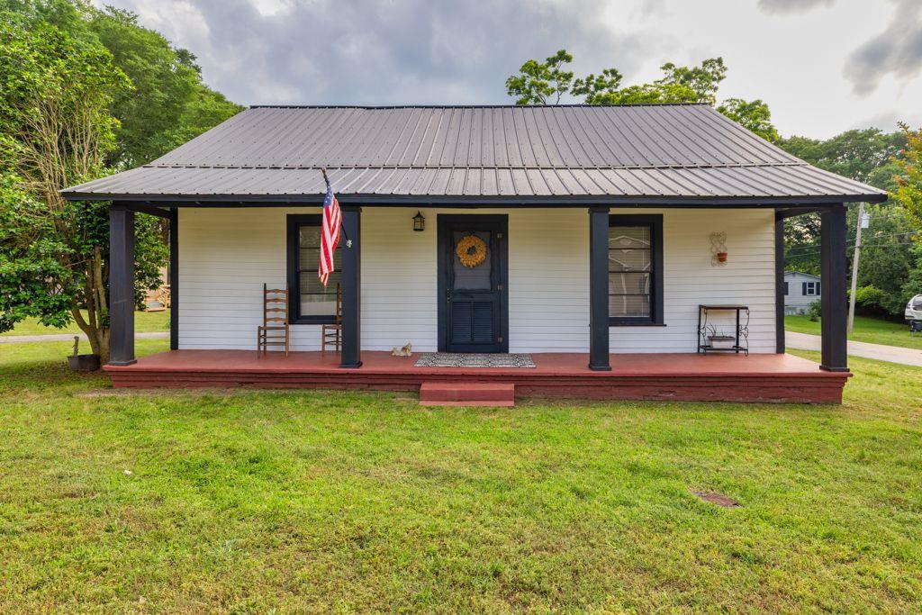 99 Hickory St., Commerce, GA 30529