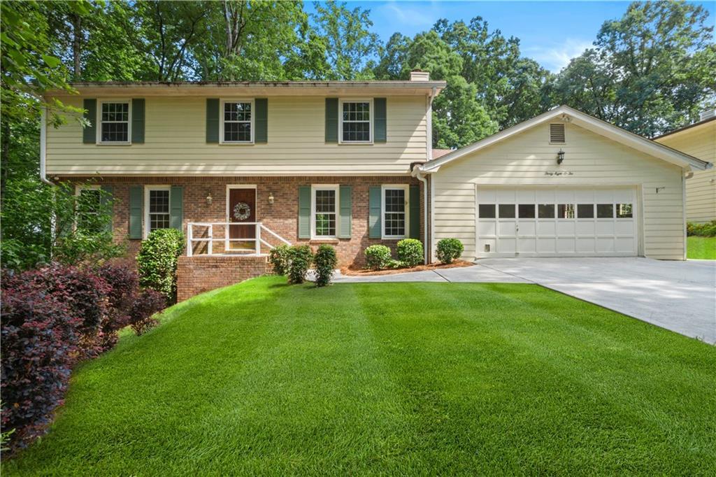 3802 SW Knights Bridge Rd., Lilburn, GA 30047