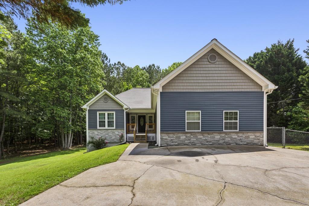 735 Poplar Rd., Dallas, GA 30157