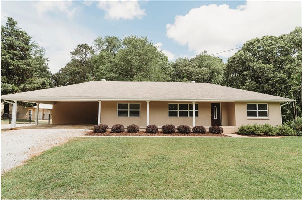 8394 Banks Mill Rd., Douglasville, GA 30135