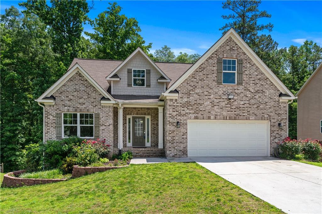 350 Paces Dr., Lithia Springs, GA 30122