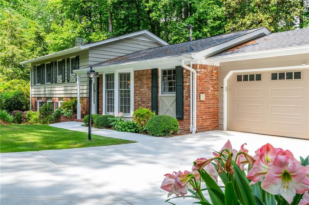 6505 Whispering Ln., Atlanta, GA 30328