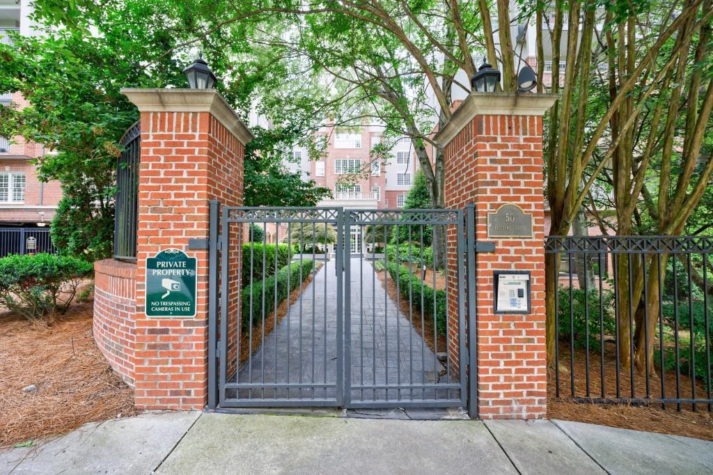 50 Biscayne Dr. #2106, Atlanta, GA 30309