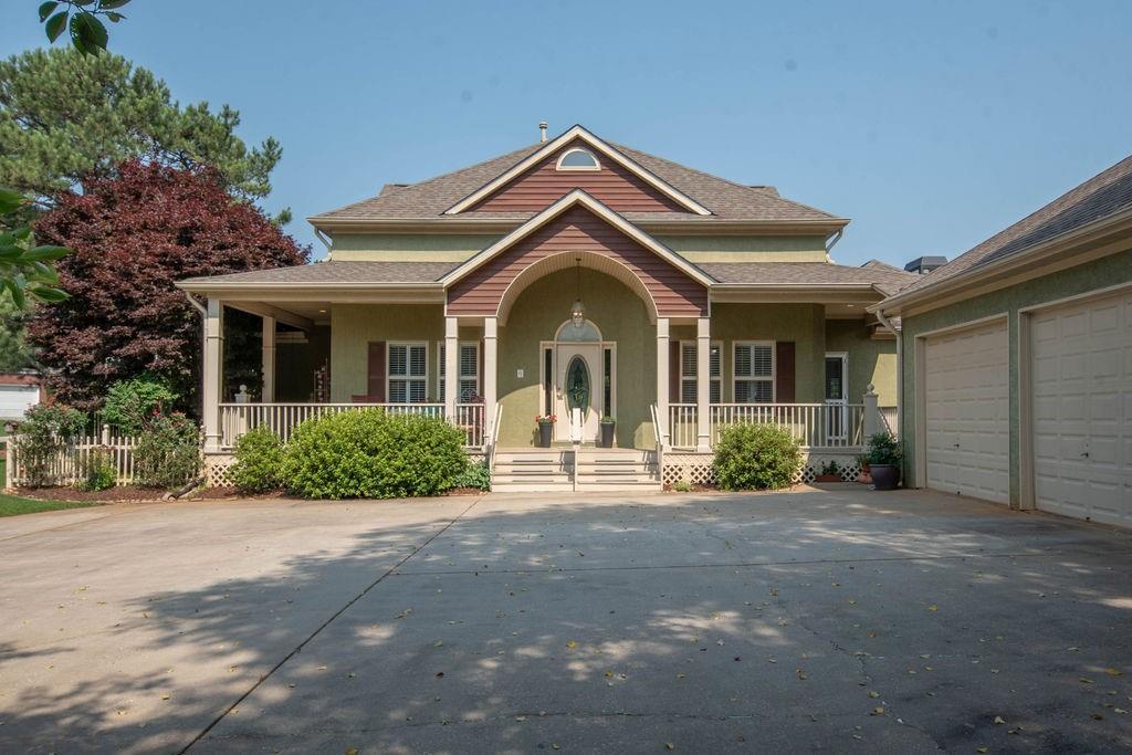 105 Whippoorwill Way, Fayetteville, GA 30215