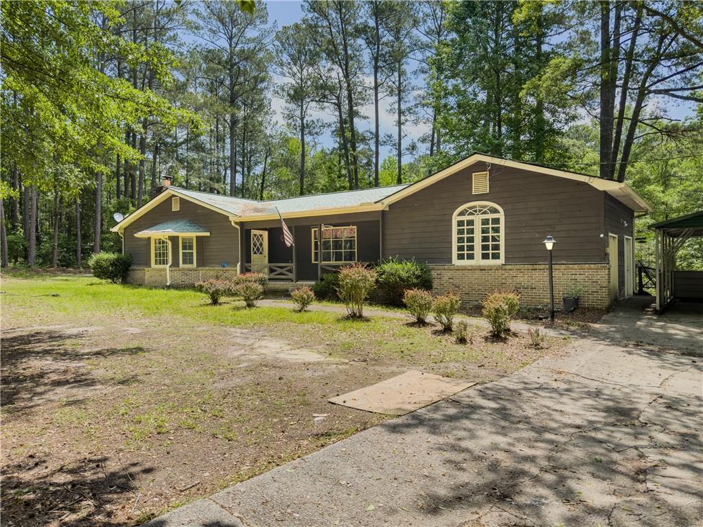 5216 Wheeler Dr., Loganville, GA 30052
