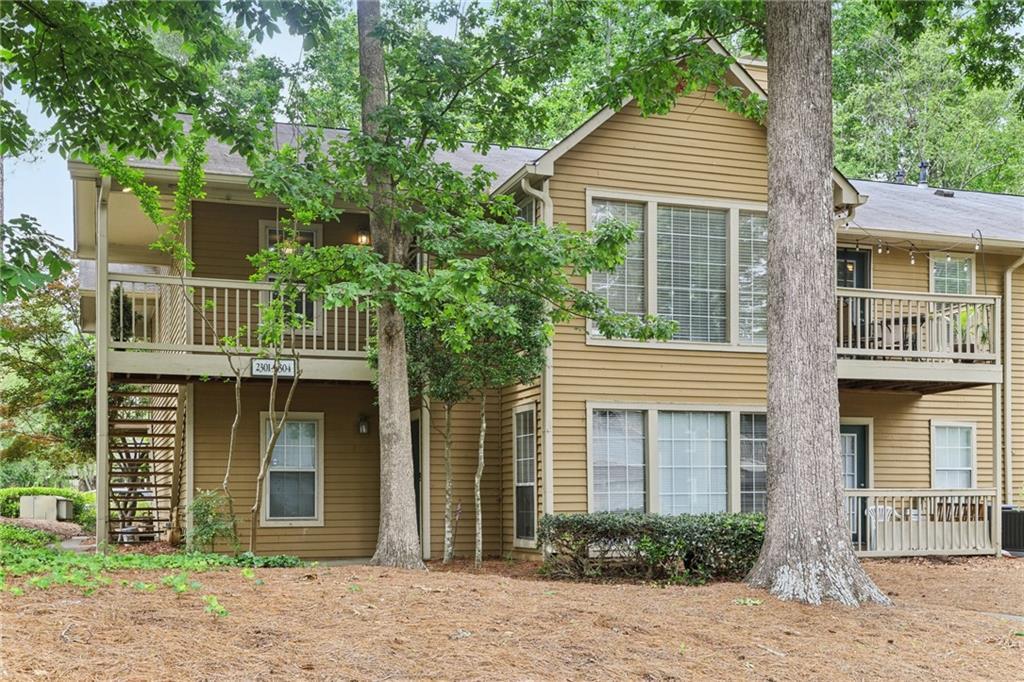 2304 Country Park Dr., Smyrna, GA 30080