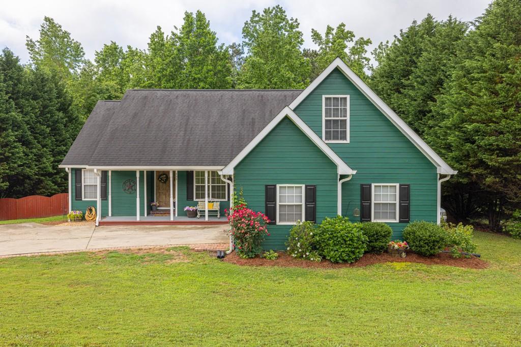 408 Arrowhatchee Dr., Winder, GA 30680