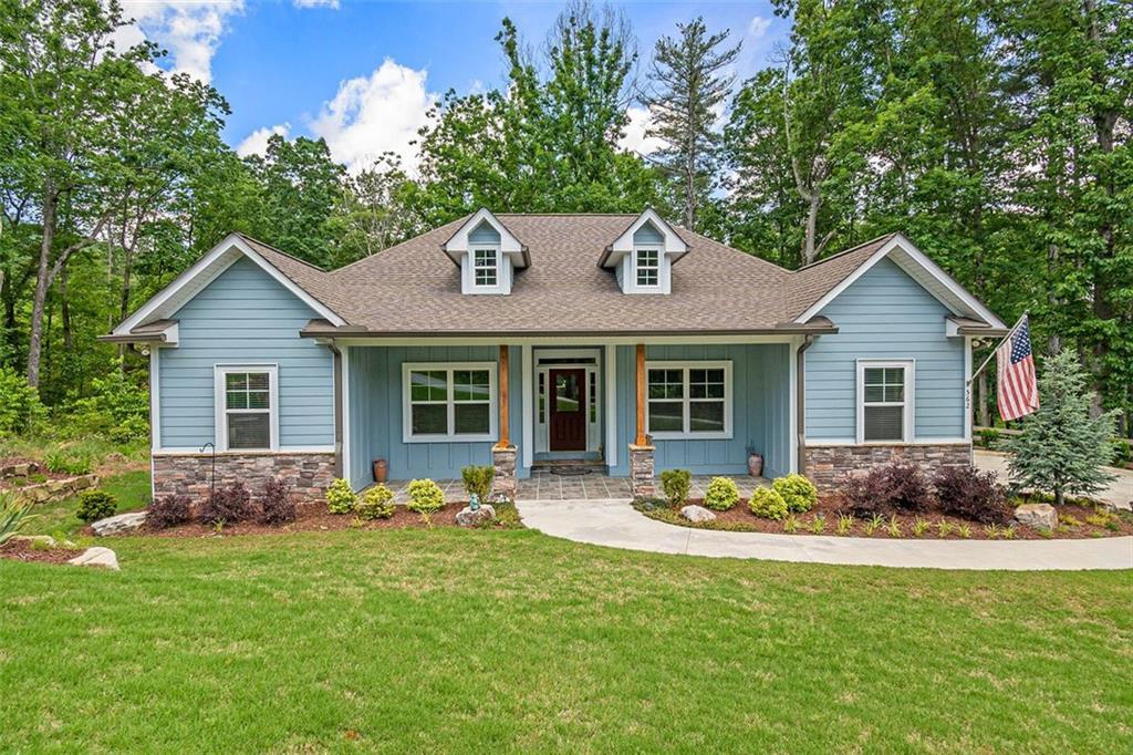 562 Yonah Lake Dr., Sautee Nacoochee, GA 30572