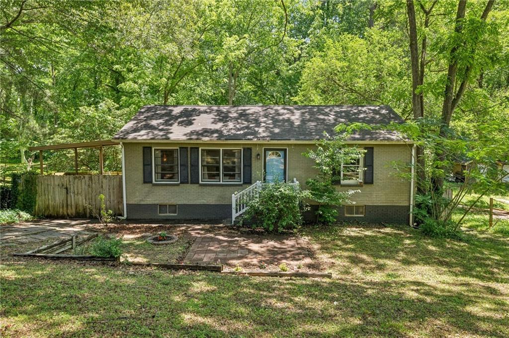 1410 Cobb Branch Dr., Decatur, GA 30032