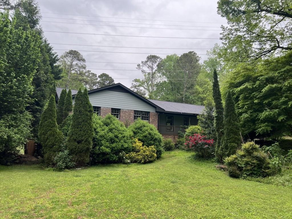 7235 Thornhill Ln., Atlanta, GA 30328